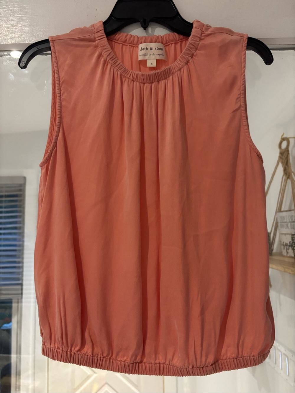 cloth &‎ stone Coral Gathered Neck Sleeveless Top